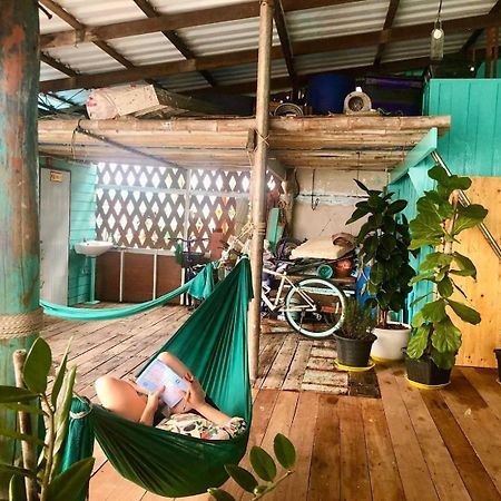 Rub Lom Chom Klong Homestay Chumphon Exterior photo